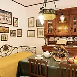 Iris Appartement Cisterna dʼAsti