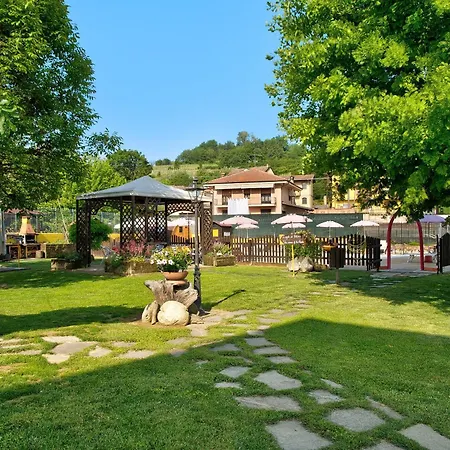 Iris Appartement Cisterna dʼAsti